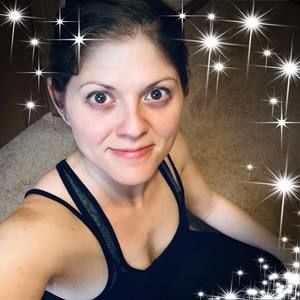 Meet your Posher, Stephanie laine